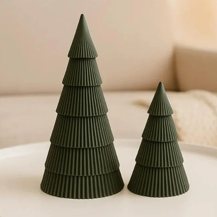 Duas árvores de Natal verdes caneladas